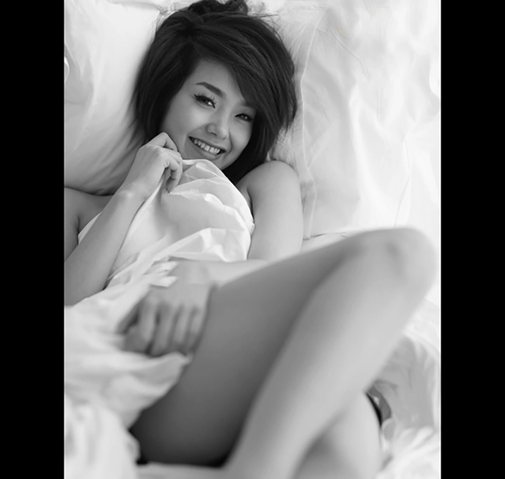 Clip Minh Hằng 18+: Hiểu Lầm Từ Một Phân Cảnh? 2 Minh Hằng ngày xưa