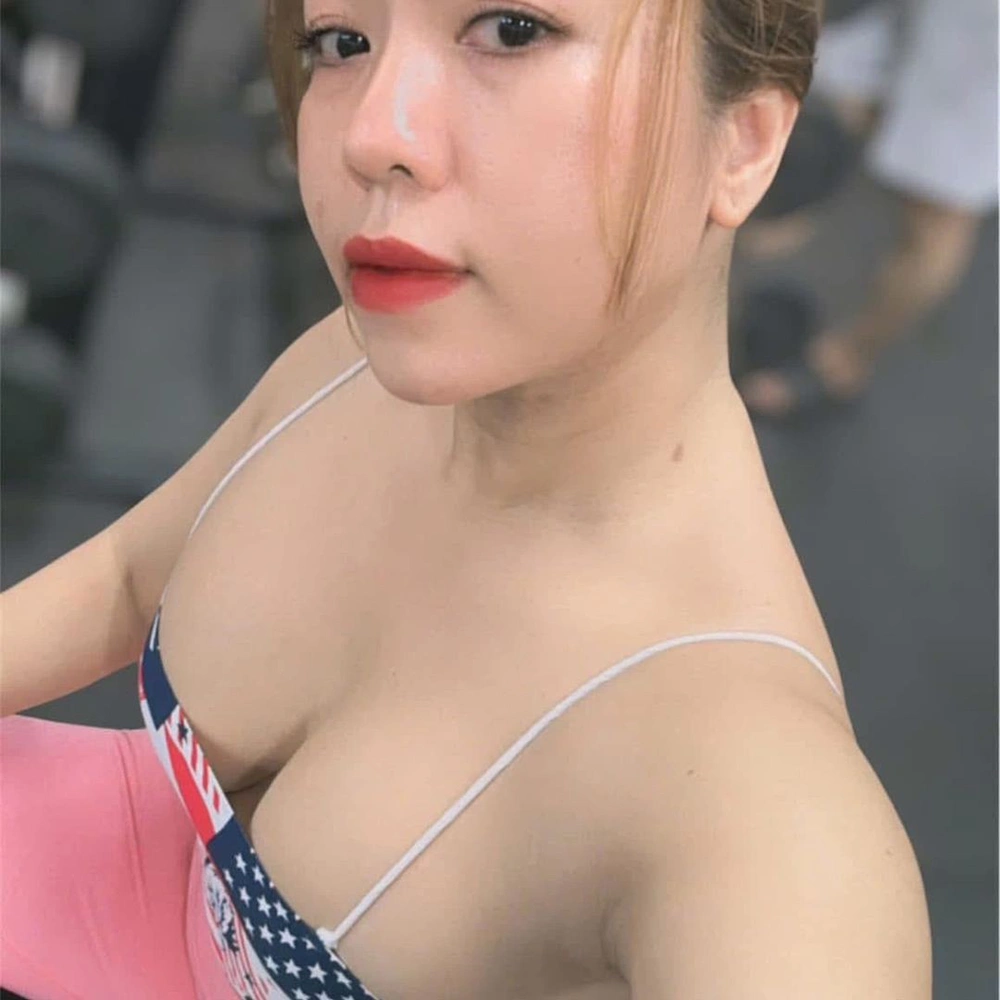 Linh Kate gợi cảm với phong cách tinh tế 2 Linh Kate diễn viên