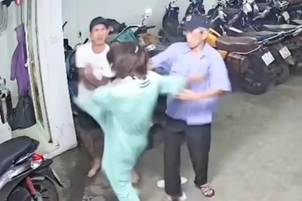 Clip cô gái MMA