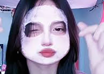 Miu mê hát móc clip hot đang lan truyền trên TikTok