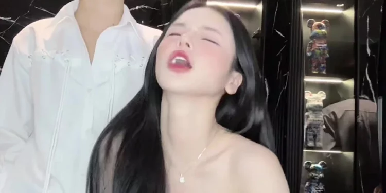 TikToker Như Chu bị đồn “lộ link”