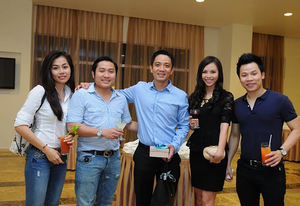 Thiếu gia Novaland Group Bùi Cao Nhật Quân clip hấp diêm 2 Bùi Cao Nhật Quân và Vũ Nhôm