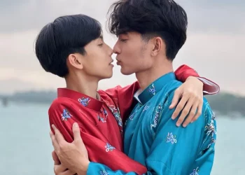 Máy dập Cần Thơ Trung và Sen Đá lộ clip