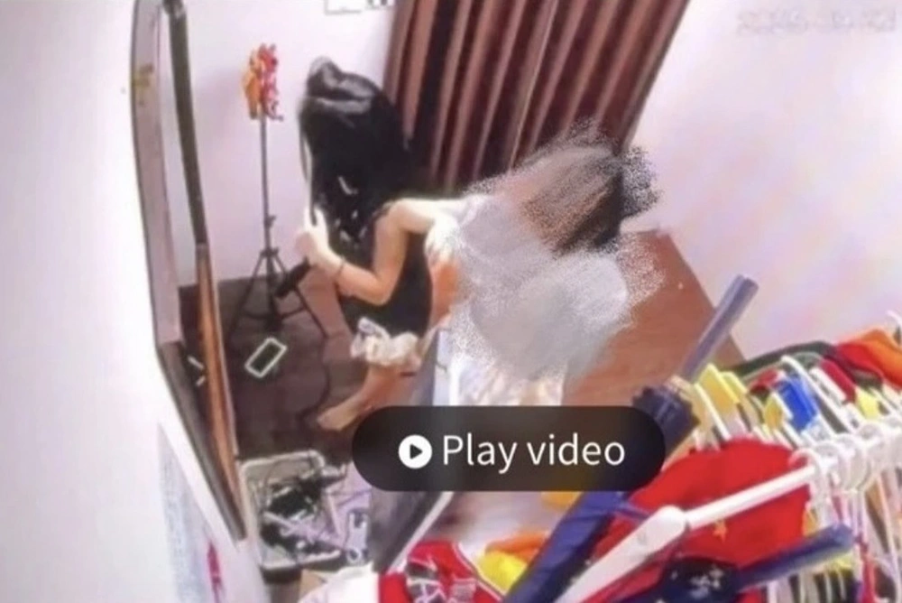 Tiệm ảnh Pixie photobooth lộ ảnh quay lén khách thay đồ 2 Pixie photobooth ở đâu?