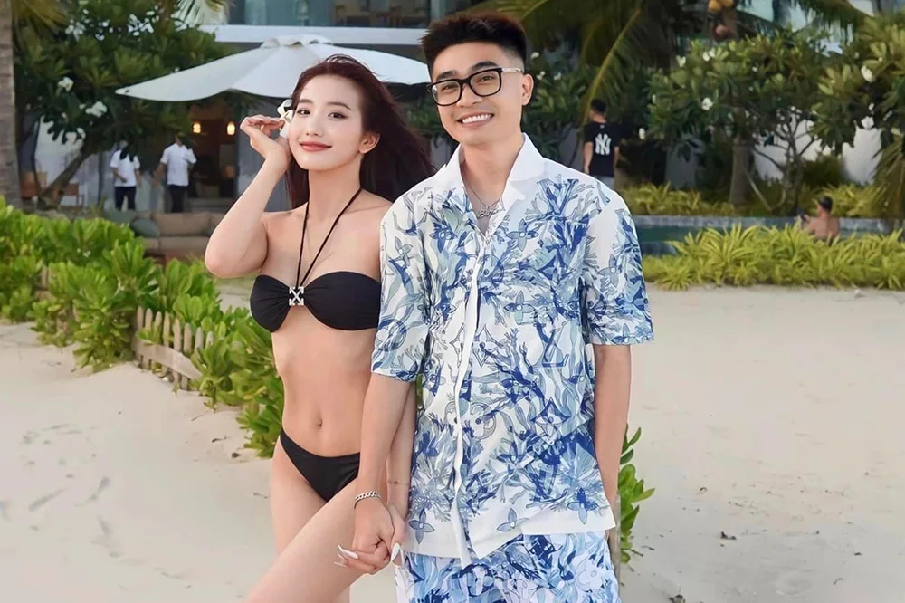 Lê Thị Khánh Huyền và Bụt