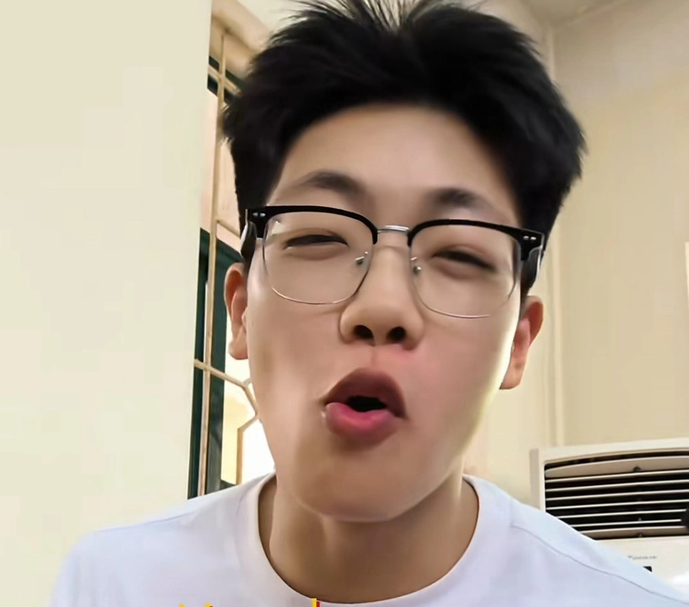 Tiêu Hải Đăng X